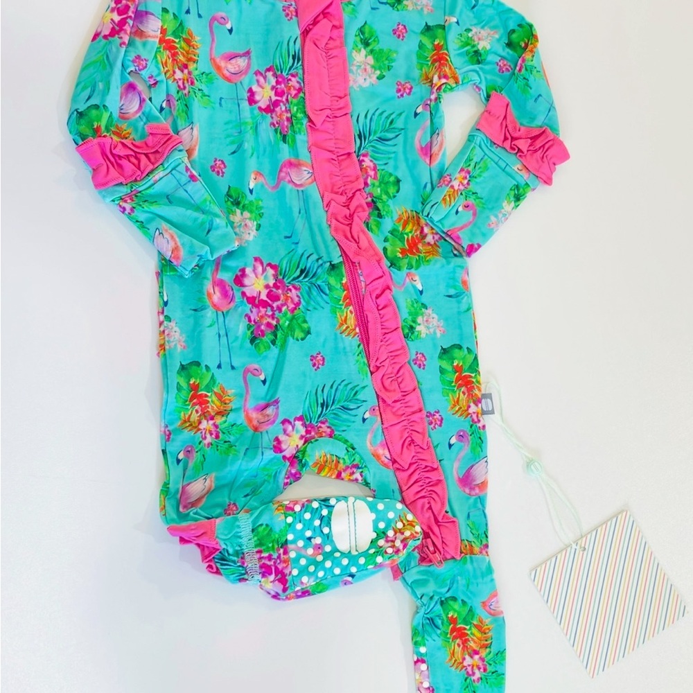 NWT Macaron & Me Bamboo Flamingo Print Footsie